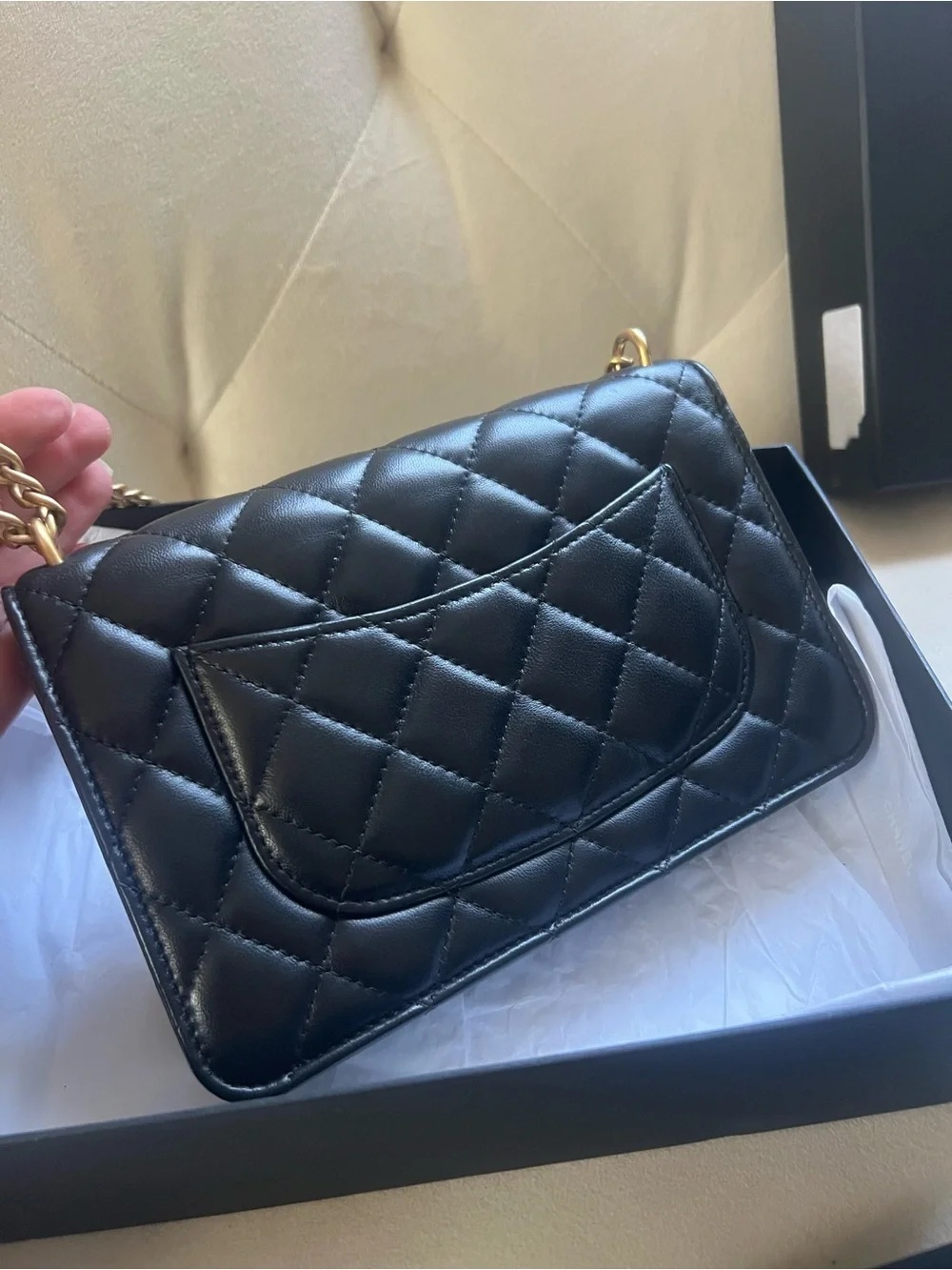 Chanel Quilted Lambskin Sweet Camellia WOC crossbody - Picture 6 of 7